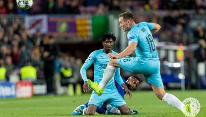  朗斯年轻门将神扑零封豪门引关注  