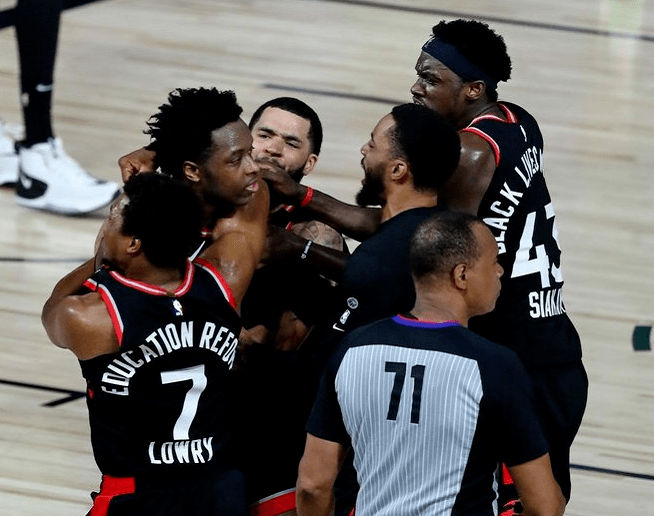  那不勒斯替补建功，加时绝杀博洛尼亚晋级  