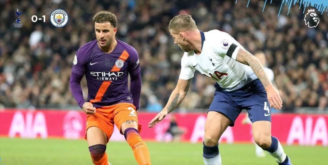  蓝月亮闪耀曼城创造英超新纪录